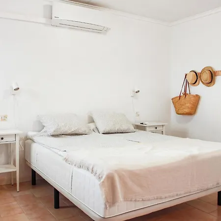2 Bedroom Gorgeous In