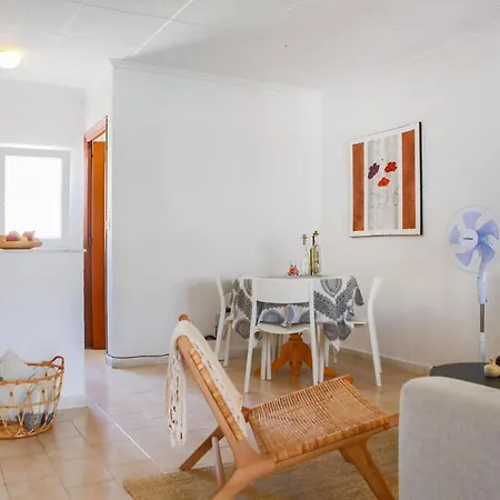 2 Bedroom Gorgeous In